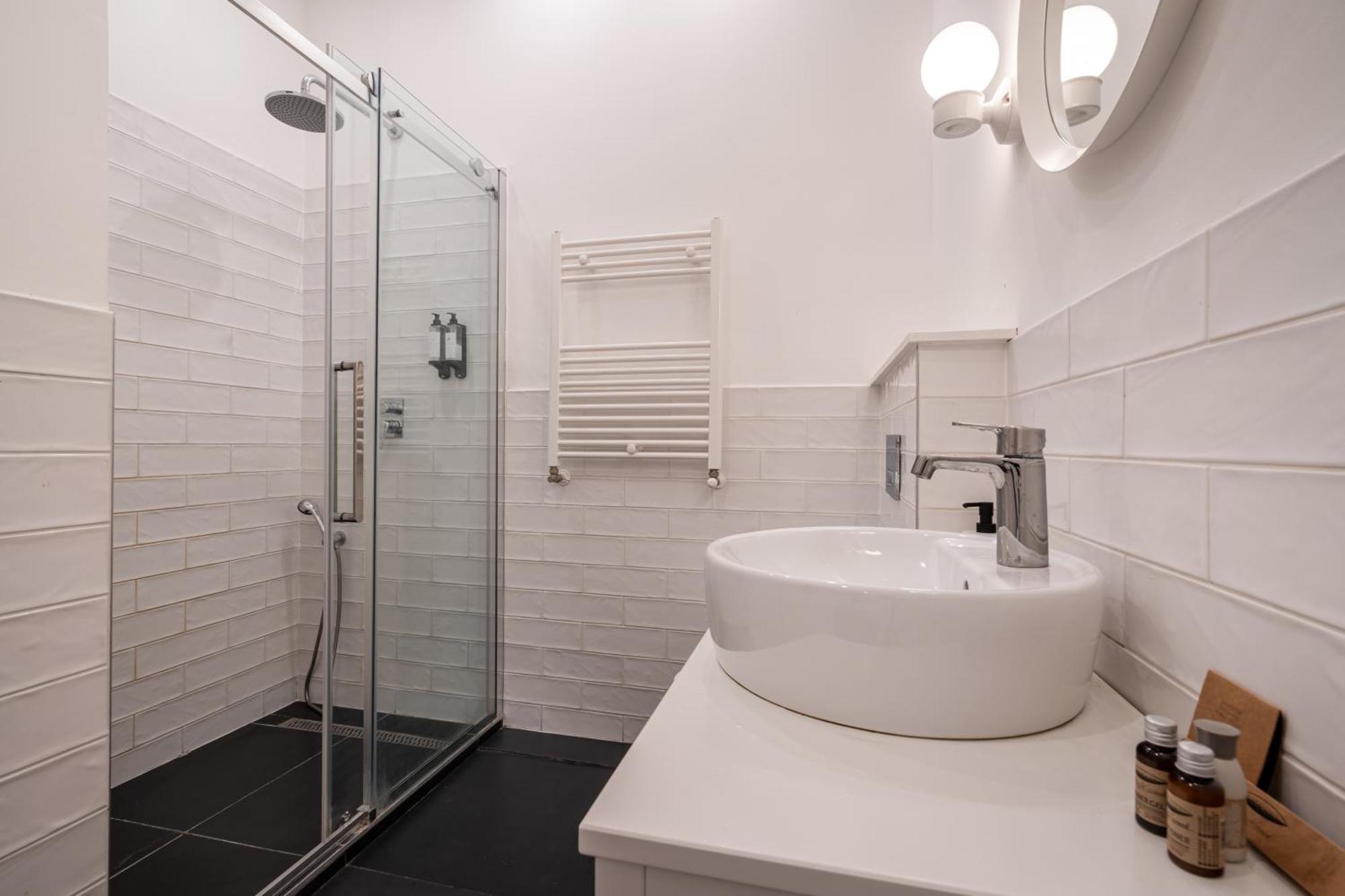 Z32 - & Chic - Stylish By Bqa Budapest